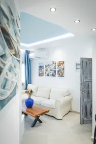 Theoxenia Deluxe Apartment with Sea View - Image 4