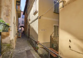 Casa di Mezzo "Historic centre of VARENNA" Lake Como - Image 3