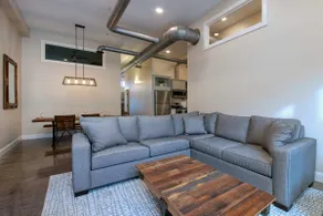 Bright Modern Loft for Adventurers - Image 3