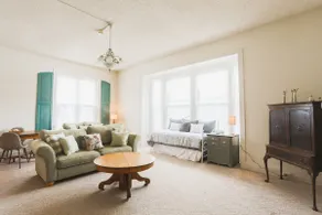 3BR Apt Downtown for Families & Group near Ski - Image 5