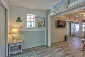 Peaceful Shell Point Beach House (no Host fees) - Image 5