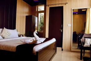 Laxmi Bhawan - A 3 BR luxury guest suite. - Image 3