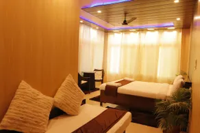 Laxmi Bhawan - A 3 BR luxury guest suite. - Image 2