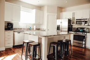 Cozy Townhome North Logan 3BD/2.5BA Sleeps 6+ - Image 4
