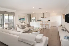  INTO THE BLUE - Beachfront Busselton Holiday Home - Image 3