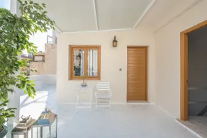 Blue Sky House In Athens - Image 4