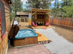 Amazing Cozy Cabin In Big Bear with Hot Tub! - Image 3