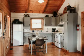 “Soaring Eagle” Log Cabin * Awesome View - Image 3