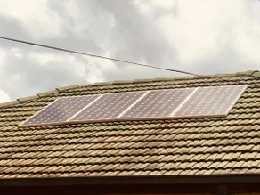 The Sunflower - Neat, Private ,Secure, Affordable - Image 5