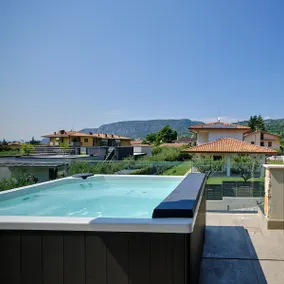 ApartmentsGarda - Aurora Deluxe - Image 3