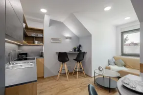 Cozy 2 Bedroom w/Kitchen | Parking | Pet Friendly - Image 4