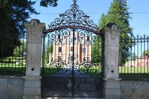 Luxe Gite Met Authentieke Kamers in de Creuse France - Image 2