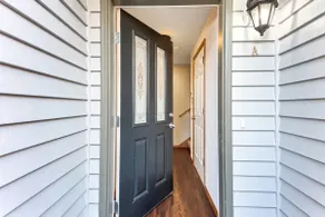 West Seattle Alaska Junction Townhouse - Image 2