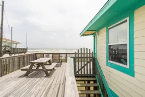 THIS. IS. IT. BEACHFRONT LIVING in MomJeans! - Image 5