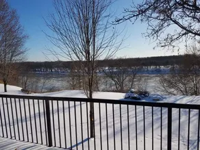 River House & Fishing - Image 2