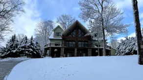 2 BR Apartment in Bearden w/ Mountain Views - Image 2