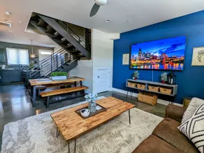 Rooftop Pad | 2BR DT Nash Townhome Near Broadway - Image 2