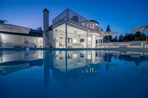 Santorini inspired BrisBar Villa - Image 2