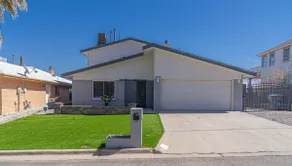 Mountain Ridge Pool House - Image 4