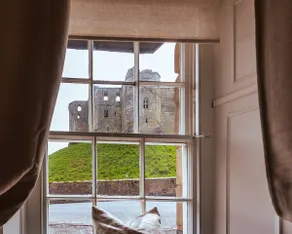 Oriel House - Stunning property with breathtaking views of Warkworth Castle - Image 3