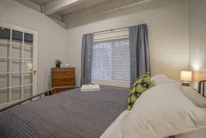 #2 in Old Town, 2bd/2ba, near I-40 - Image 4