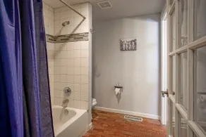 #2 in Old Town, 2bd/2ba, near I-40 - Image 5
