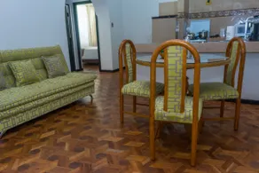 Calacoto 2BR Apt: King + 2 Twins + Sofa Bed - Image 2
