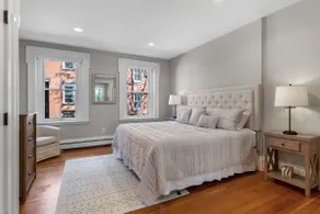 Large 1+bed in historic Charlestown, Boston! - Image 2