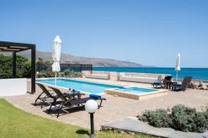 Beachfront villa w/private pool, ping pong and BBQ - Image 3