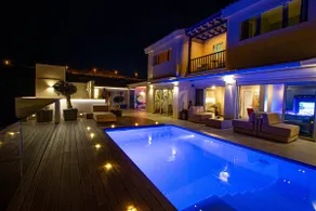 Luxus Villa Morelli - Meerblick & beheizter Pool - Image 2
