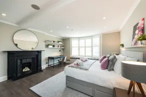 Stylish and chic apartment on Charlotte Square - Image 3