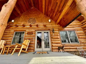 The Luxury Lodge by Laura - Image 2