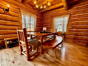 The Luxury Lodge by Laura - Image 5