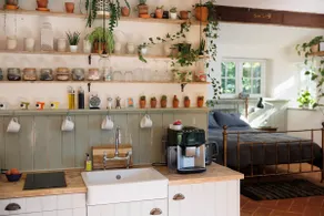 The Old Potting Shed, cosy retreat with hot tub - Image 3