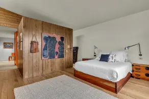 24 Hill Street- Unique 2 bedroom pet friendly home - Image 2