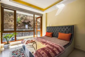 2BHK Furnished Apartment/Near Kasauli/Barog/Luv Fun & Adventure - Image 4