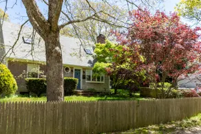 **Vineyard Vacation Retreat** -3 BR - Image 2