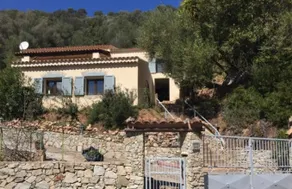 Village house between sea and maquis - Image 2