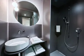 Vacation apartment with deluxe hotel services - Image 4