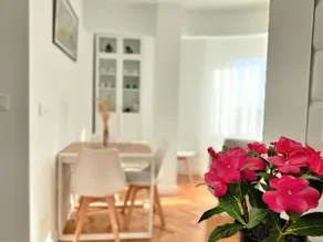 Comfort, light and private office in the heart of downtown - Image 3