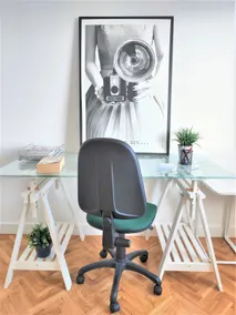 Comfort, light and private office in the heart of downtown - Image 4