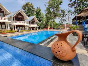 8 Bedroom Entire Resort with Private Swimming Pool - Image 2