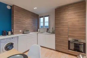 Arty Paris apartment Disneyland - Image 4