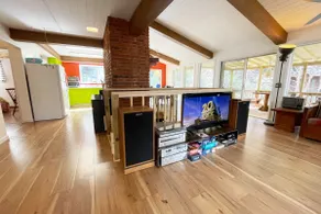 The Orange House, Your Creekside Mountain Getaway! - Image 5