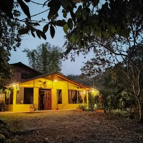 Natural Chalet Riverside - Image 2