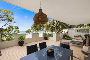 Portofino 1 - Beachfront Apartment Noosa Heads - Image 5