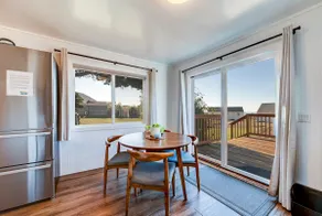 Oceanside Suite Unit #5 at Beachcomber Cottages - Image 3