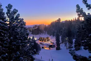 SKI IN / SKI OUT CUSTOM HOME. - Image 3