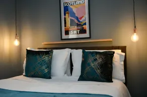 The Gallery Apartment - Spacious, Town Centre, Walkable to Ferry Terminal, - Image 5