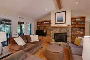Game Room~Grill~Walk to Most Amenities - Image 2